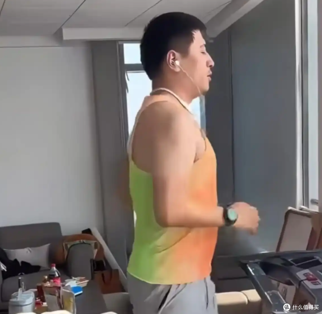 考研名师突发离世!赛前体检遭马拉松除名,早已暗藏致命隐患