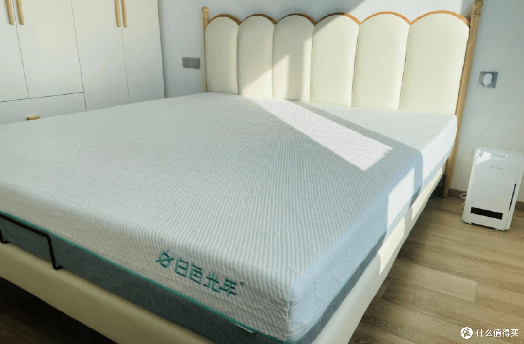 选家用床垫安全环保最重要，附白色光年M1床垫国家标准全测评分析
