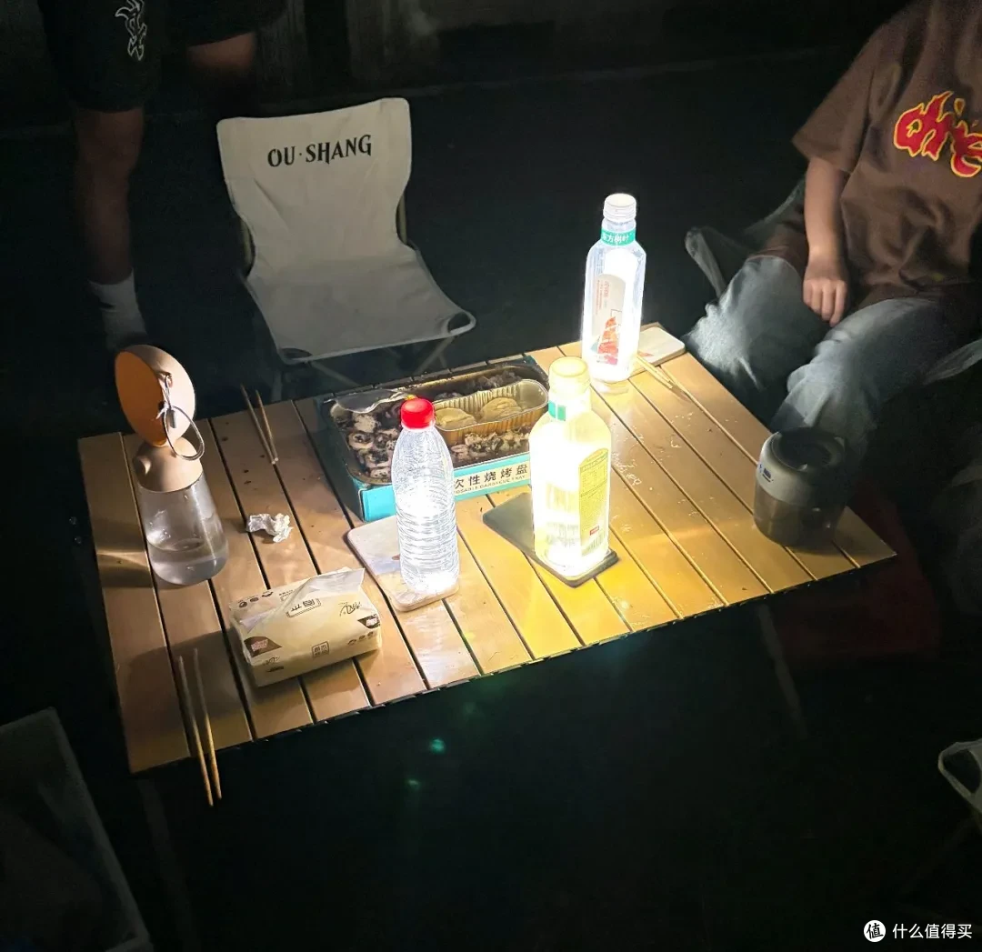 被网友的「低成本露营」思路惊呆了,省钱不说,还好用到不行!