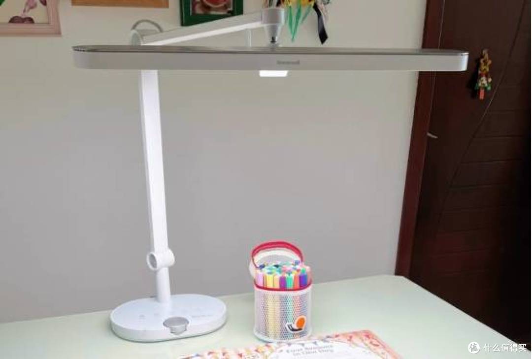 学生护眼灯哪个牌子最好？权威学生护眼台灯十大品牌排行盘点