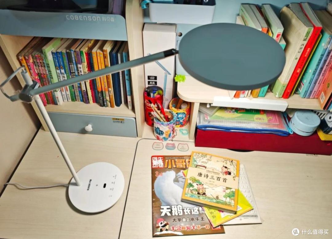 学生护眼台灯如何选择？专业指南与护眼灯十强品牌推荐