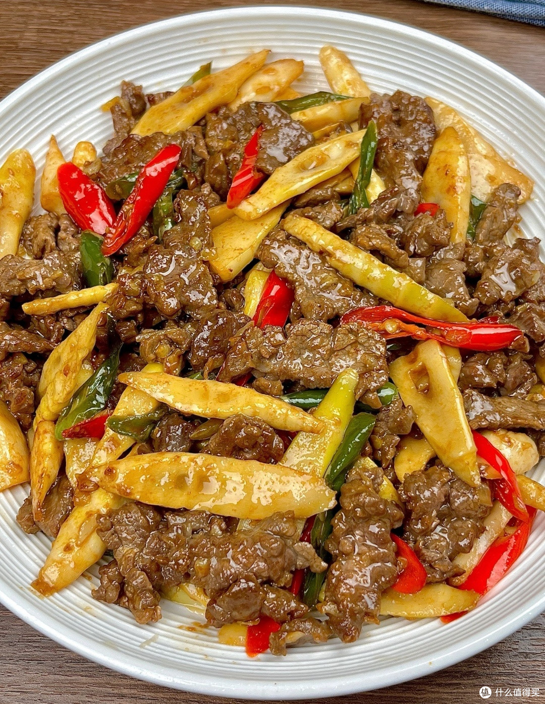 猛火翻炒一山春——春笋炒牛肉