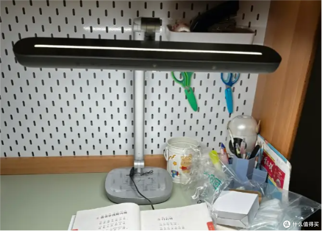 什么牌子的台灯适合孩子上学？专业顶配护眼台灯十大排名品牌分享