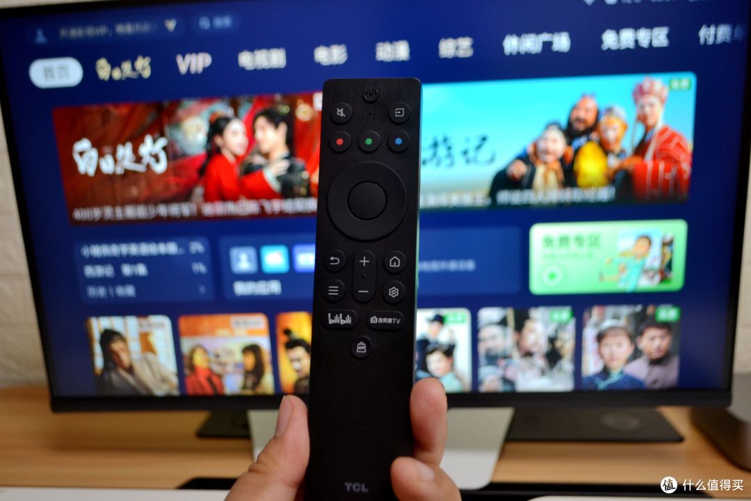 显示器今年好卷!仅3000多就能入手曾经的万元级显示器,TCL干的
