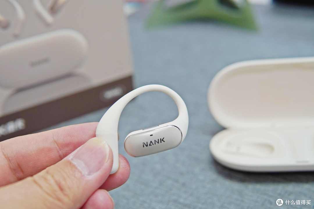 开放式耳机新上限,既要舒适又要音质还要智能的南卡Wing使用体验
