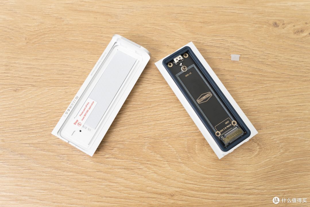 别让廉价硬盘盒毁了高价值的SSD 和数据:5款硬盘盒横测对比