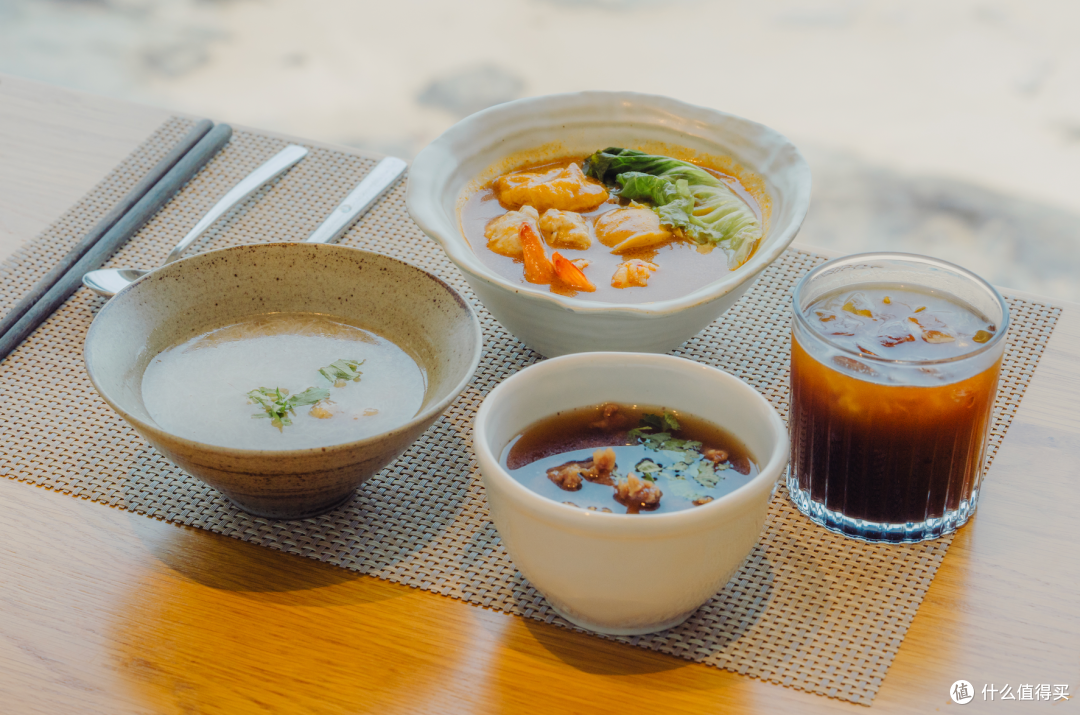 孤独系酒店中的天花板。贵,但上瘾!
