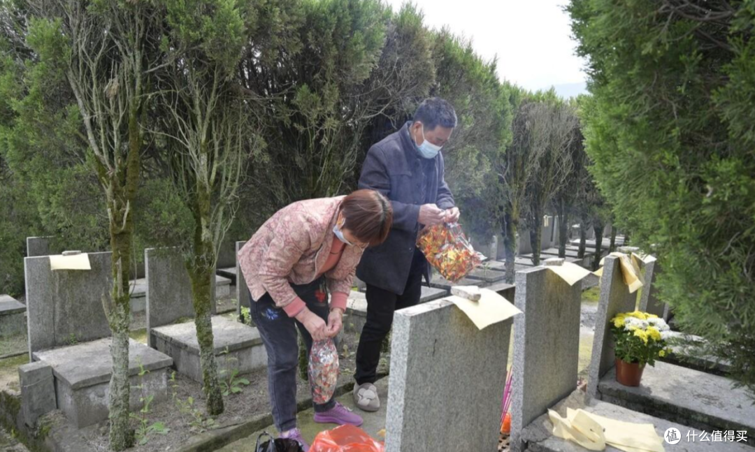 “女婿上坟,辱没先人”!为什么女婿不能上坟?