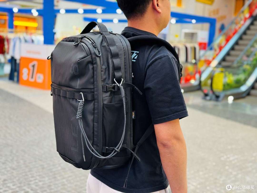 实测地平线8号潜行者背包:一包多用,搞定通勤、健身、户外