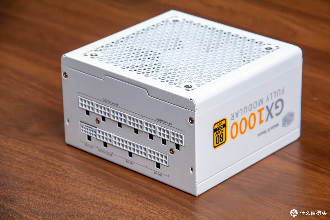 849元,7年质保,审美升级的酷冷至尊GX GOLD 1000W Plus