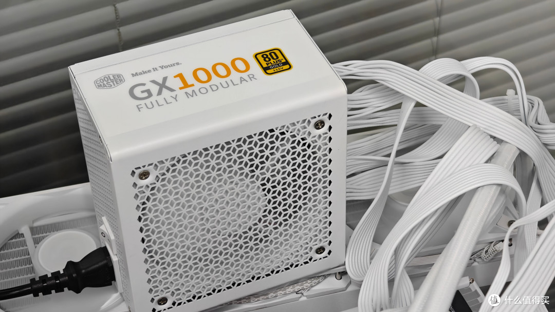 849元,7年质保,审美升级的酷冷至尊GX GOLD 1000W Plus