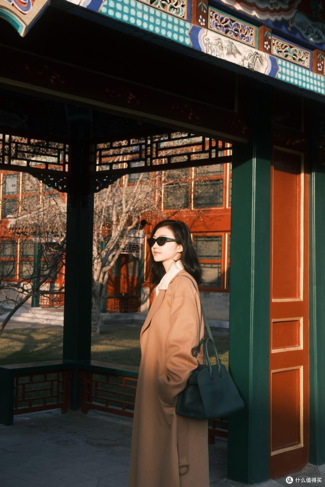 看了景甜的穿搭,真的悟了:大衣不配阔腿裤、高跟鞋,更时髦显贵