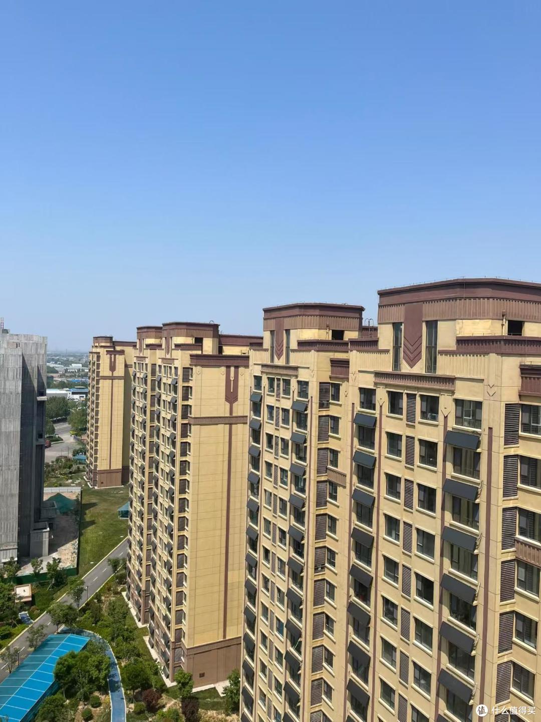 有种痛苦叫“回农村盖房”,自己住不上又卖不掉,彻底沦为不动产