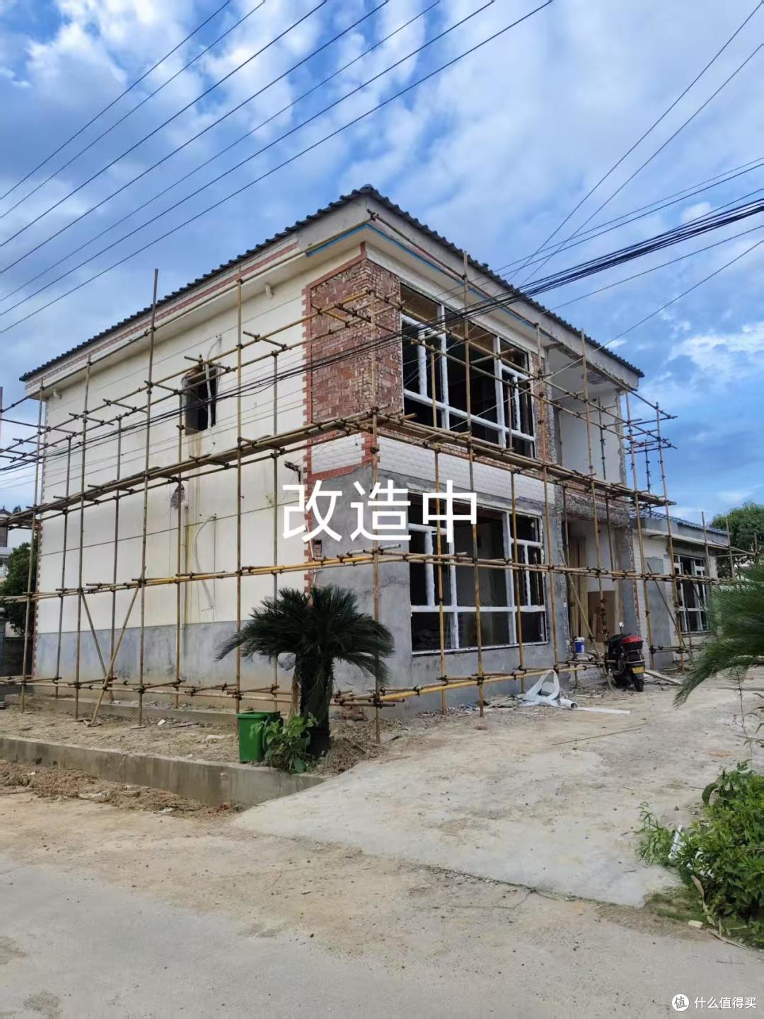 有种痛苦叫“回农村盖房”,自己住不上又卖不掉,彻底沦为不动产