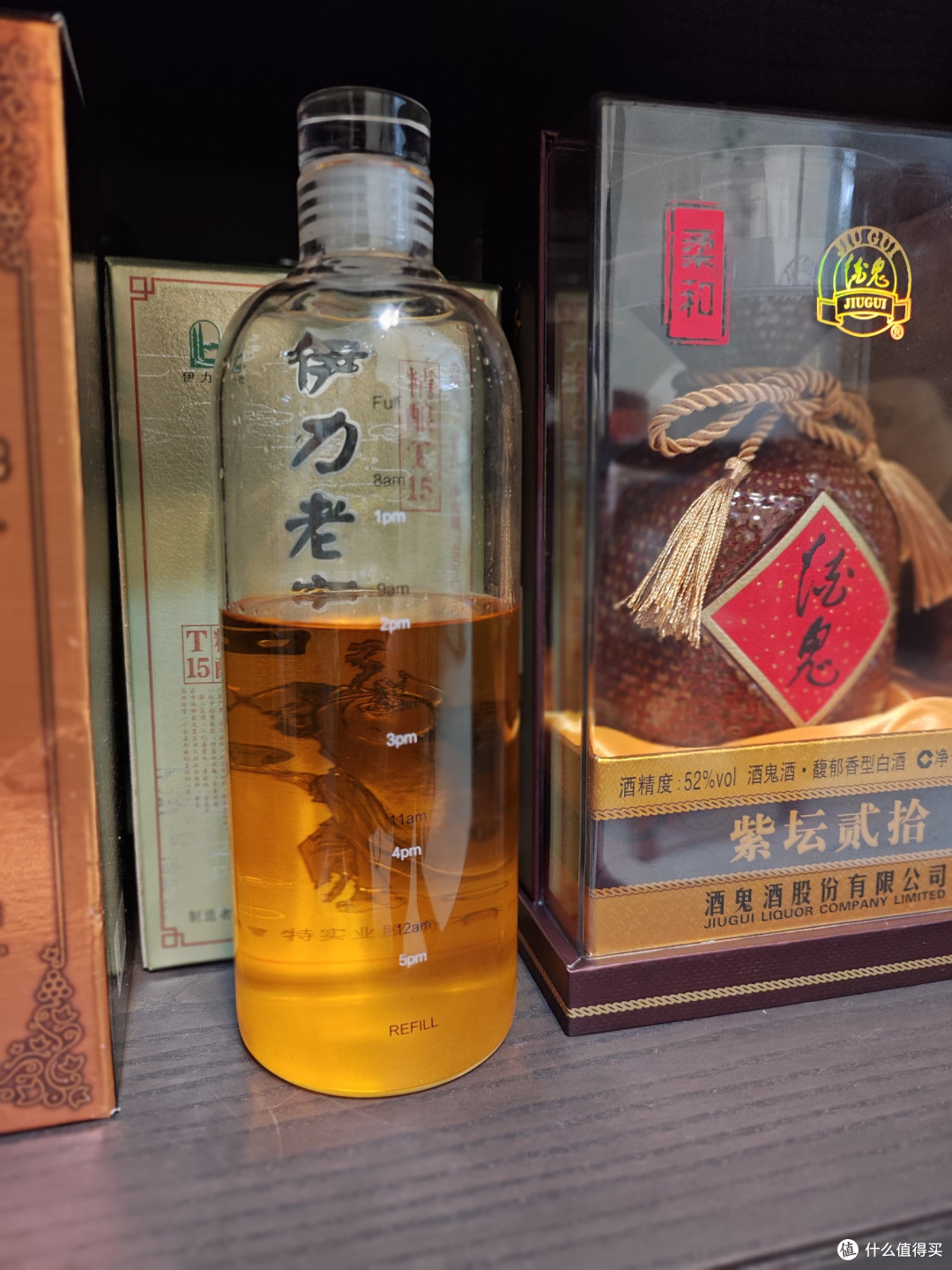 清澈金黄的酒体看着就有食欲