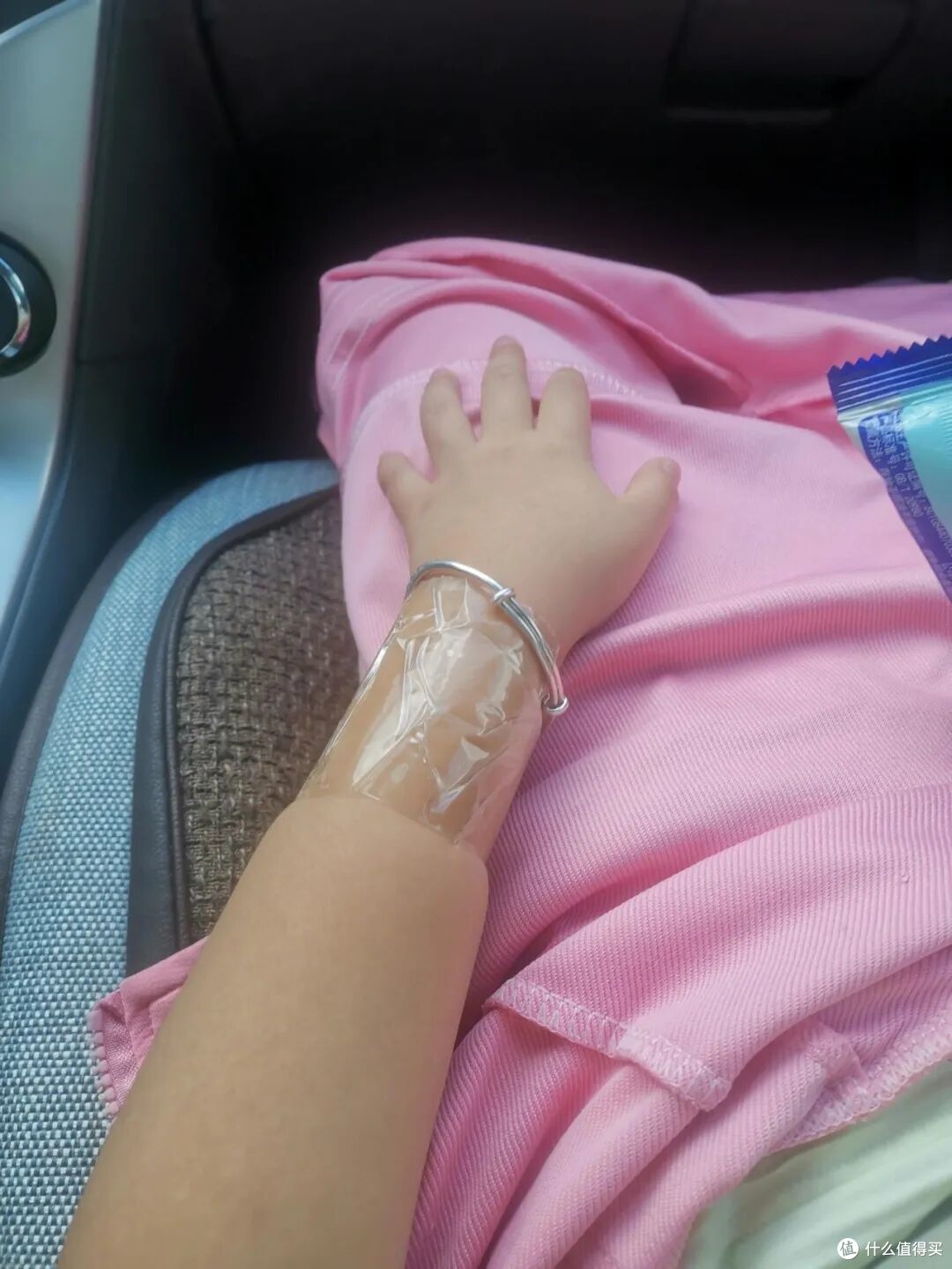 被网友的“出行小妙招”惊到了，打开思路后，那叫一个实用