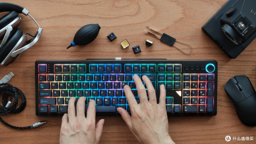 告别吵闹工位!GANSS GS3104TPro 键盘把安静打字做到了极致!