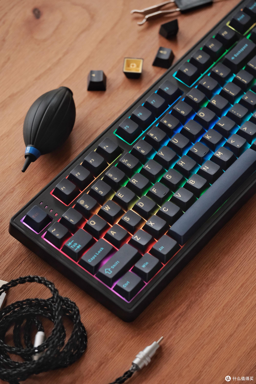 告别吵闹工位!GANSS GS3104TPro 键盘把安静打字做到了极致!