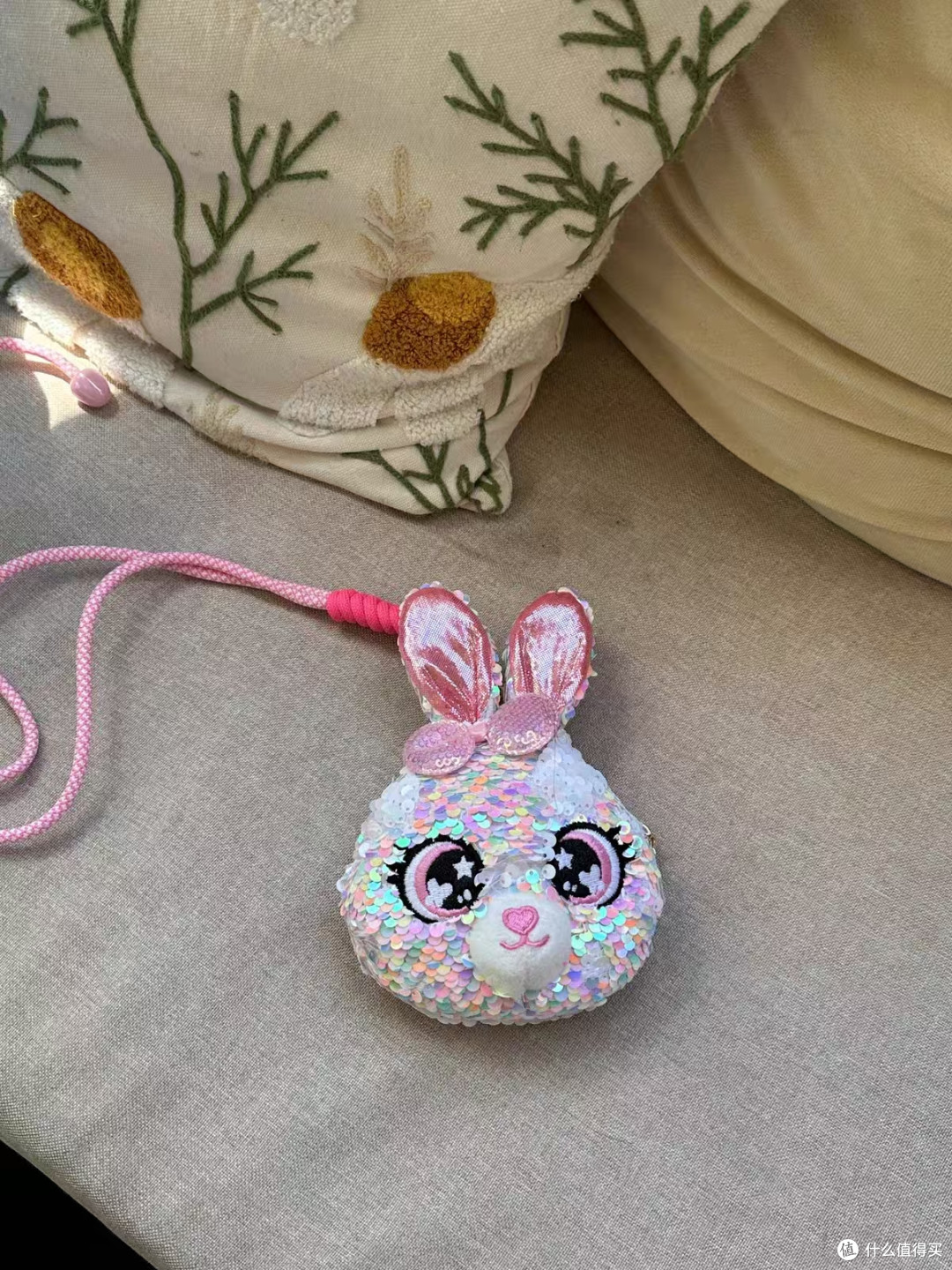 被女儿焊在身上的亮片独角兽挎包,童话感直接拉满✨