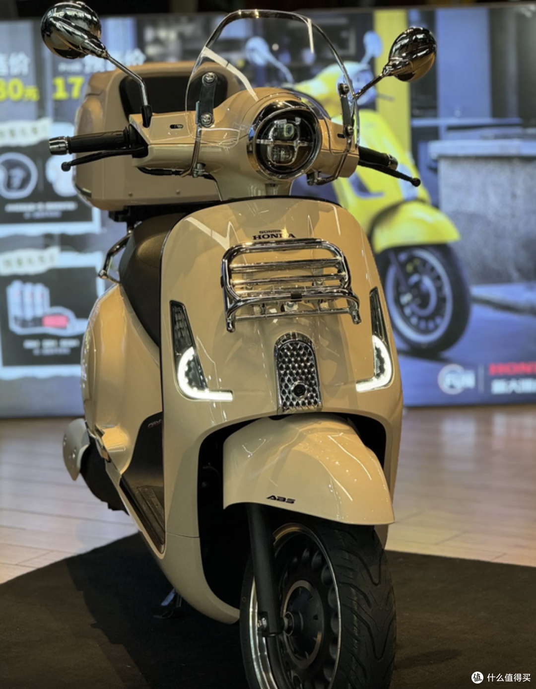 促销直降1500的选择，新大洲本田 NS 150 LA 标准版值不值得买？