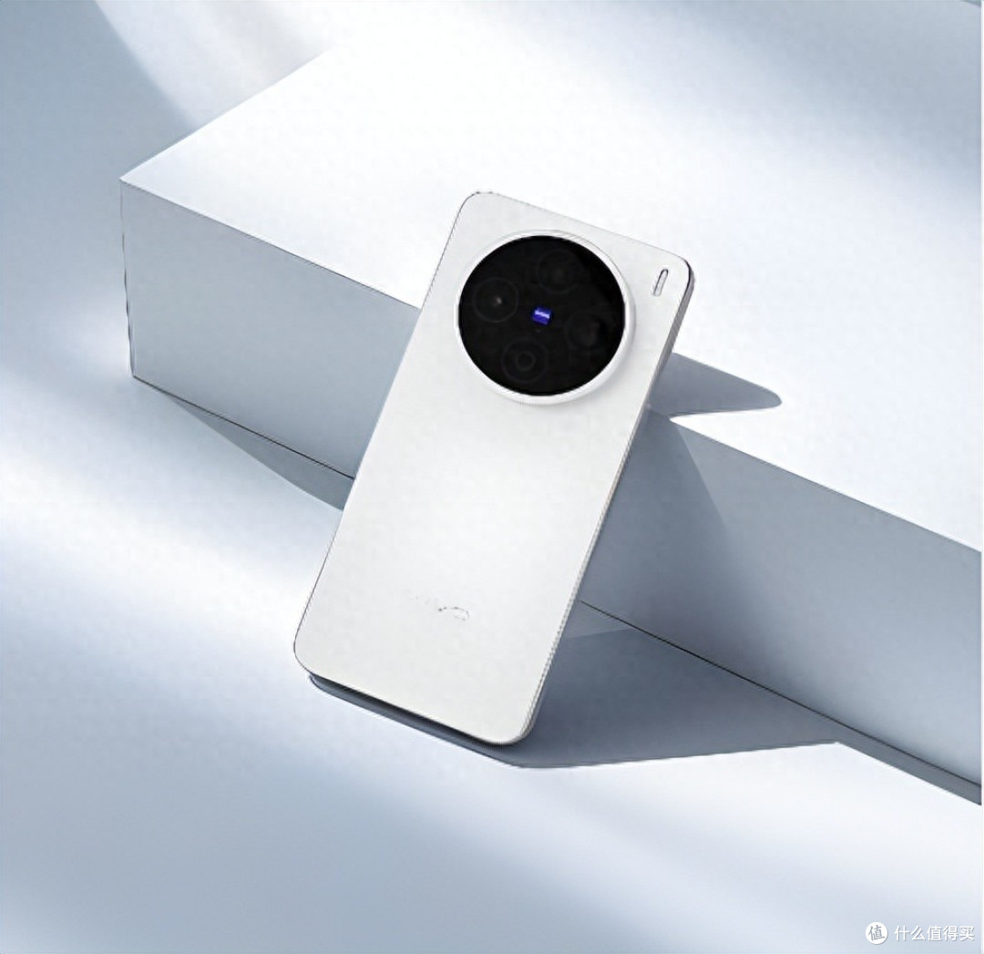 怕卡顿、拍照丑、续航崩？vivo X200S的“务实”体验报告