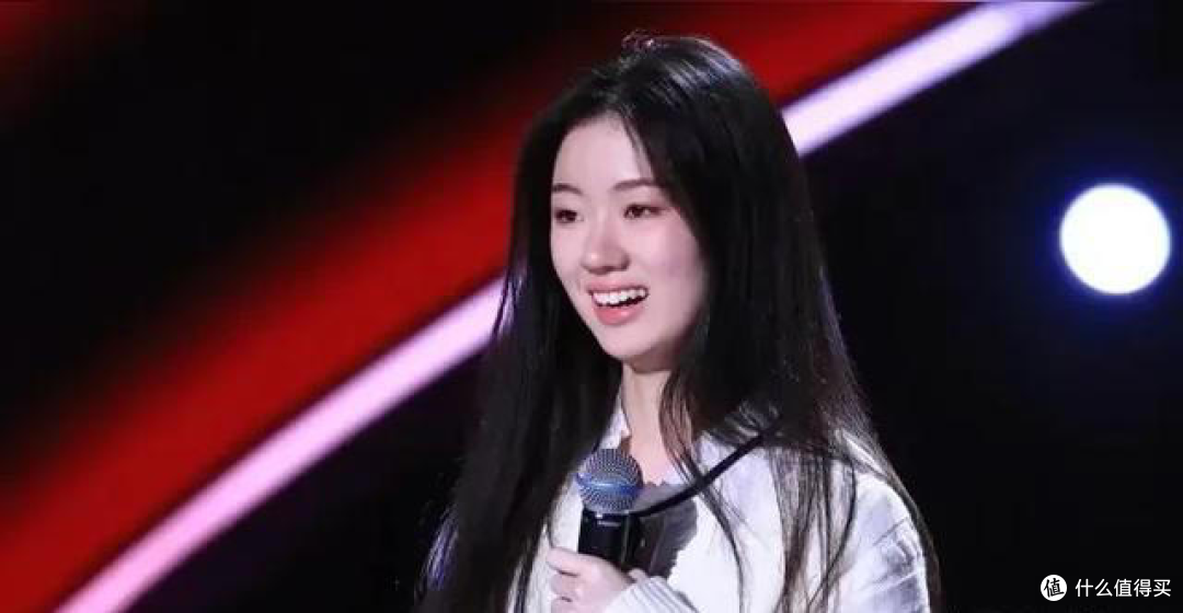 单依纯的 “不可理喻”，全是为了商业利益的无奈妥协！