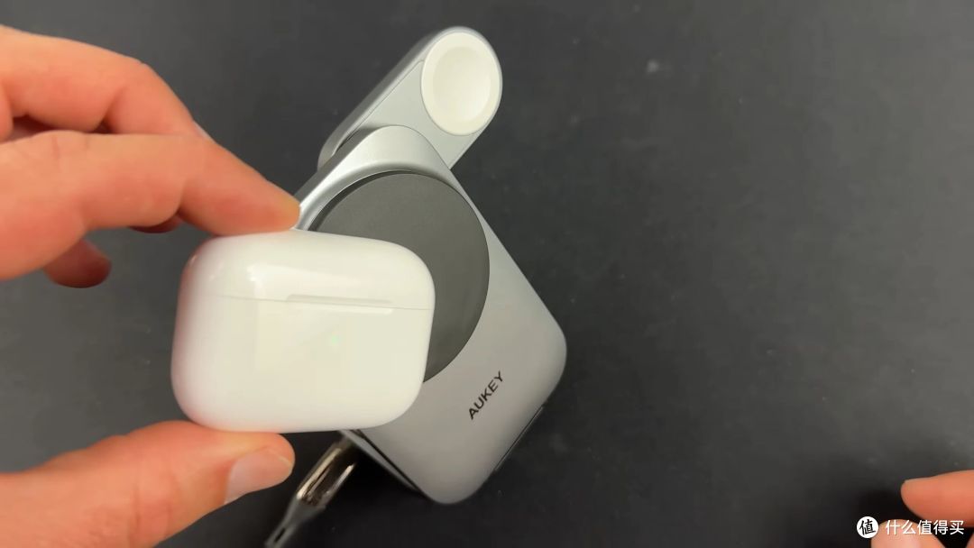 街头被塞了个AirPods Pro 实测教大家如何鉴别真假