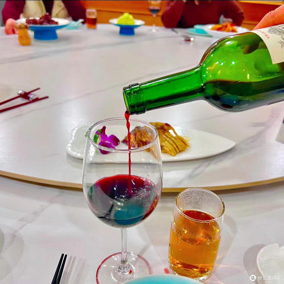 在美仑酒店,把春天的鲜味儿全炫进肚子里~