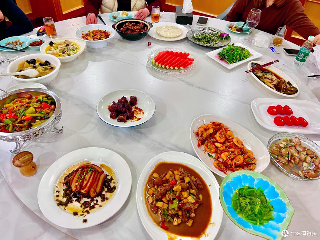 在美仑酒店,把春天的鲜味儿全炫进肚子里~