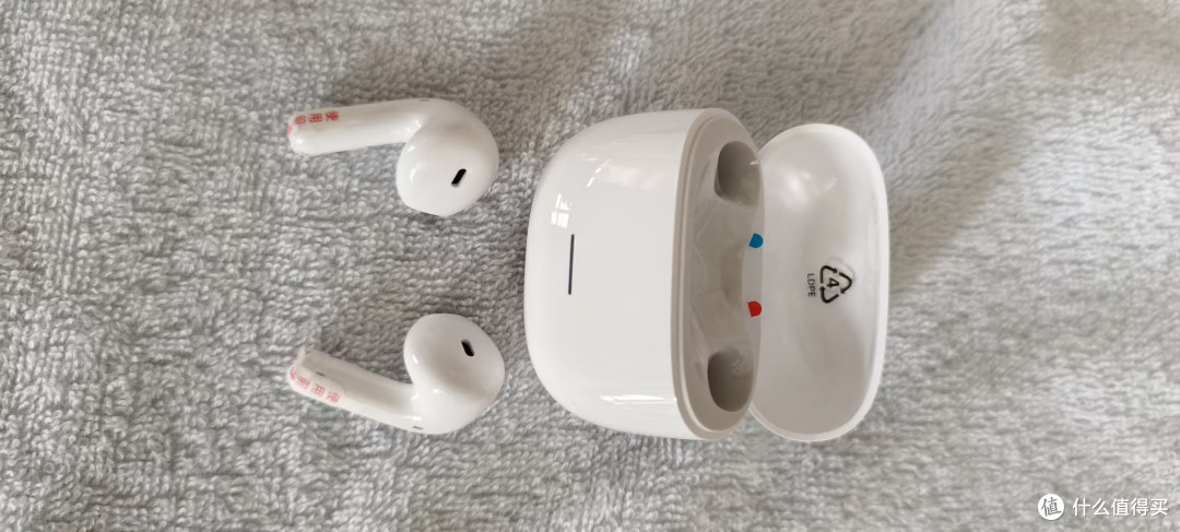 百元性价比标杆:小米REDMI Buds 8活力版