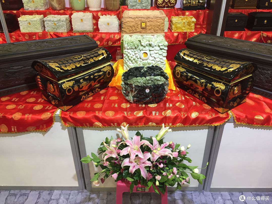 “全民火葬”成过去式,2026年殡葬新规来了,再也不用担心死不起