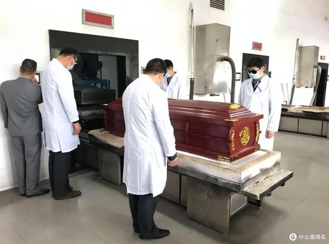 “全民火葬”成过去式,2026年殡葬新规来了,再也不用担心死不起