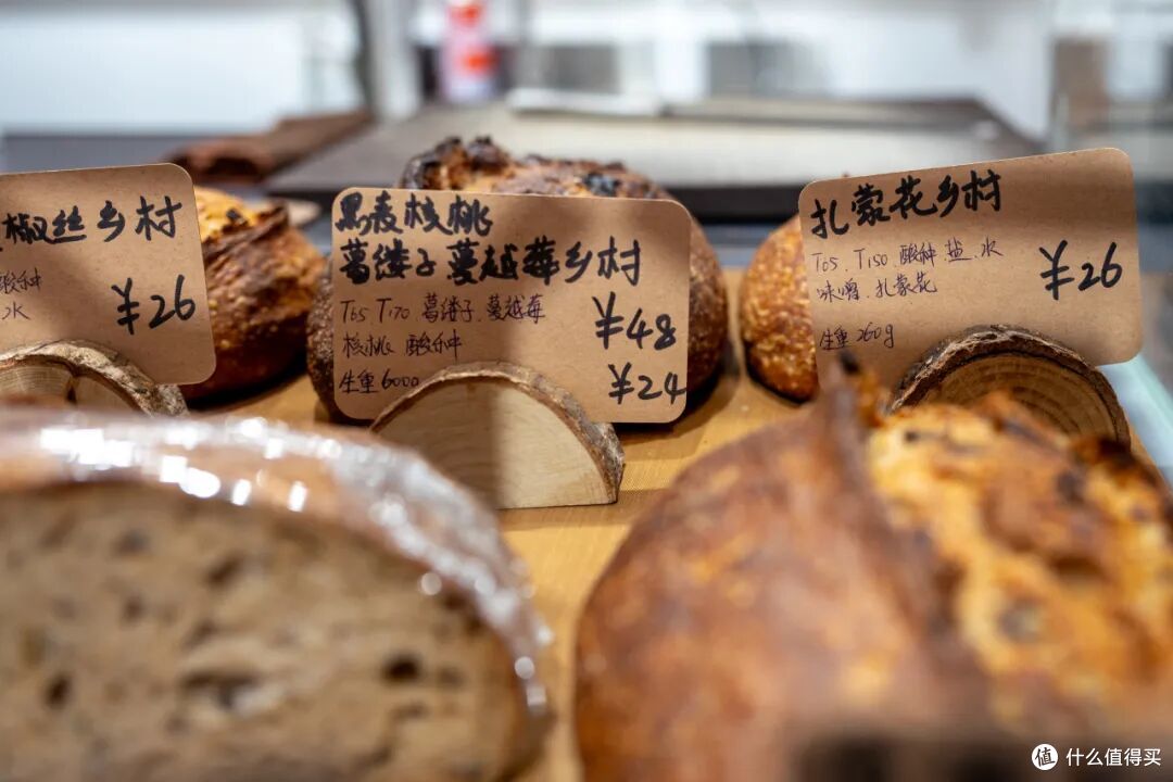 不愧是面包大市，卷得生生不息，面包脑袋都跑来这里取经