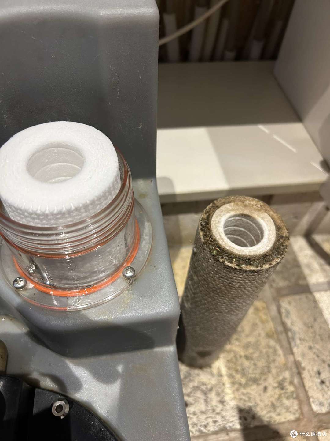 过滤棉脏堵后更换新的