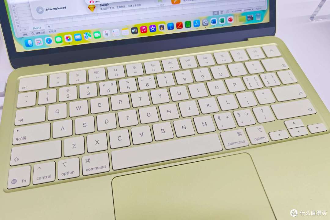 三千的“苹果陷阱”?MacBook Neo评测:是入门神器还是电子垃圾