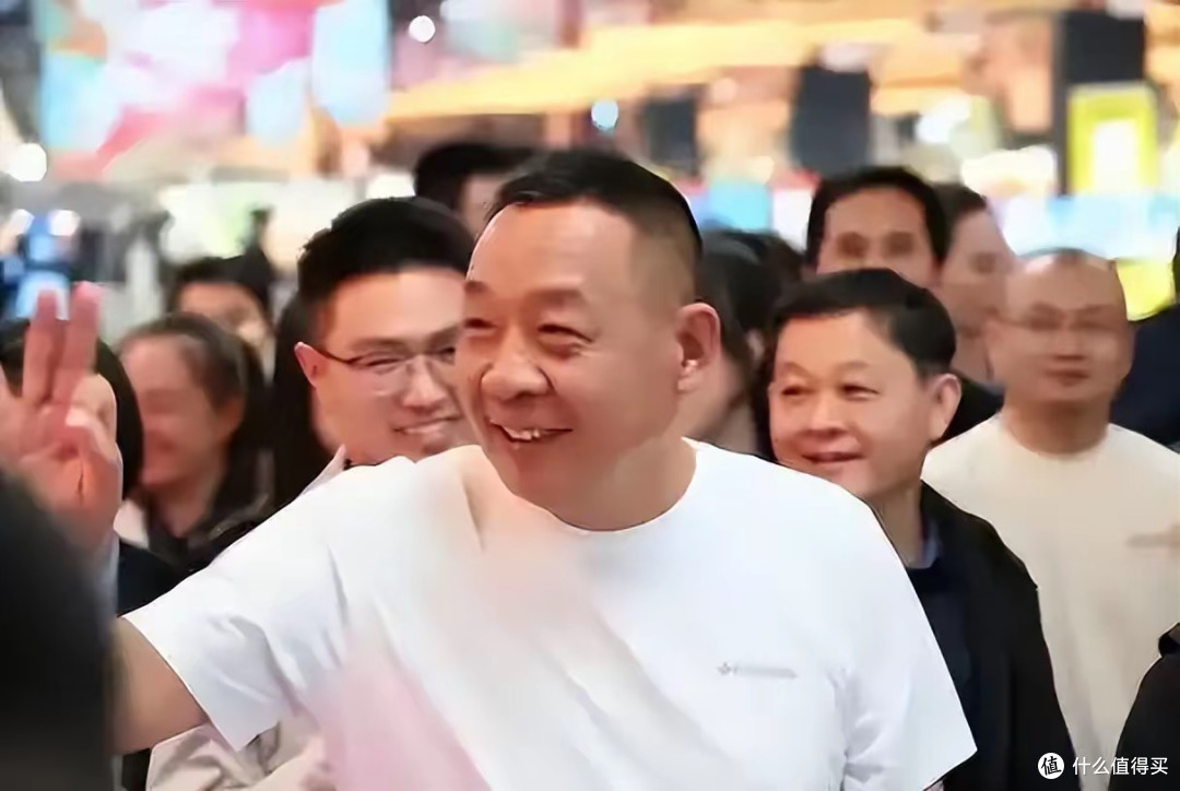 于东来谈幸福冲上热搜:100平房子+几十万存款,让无数人破防了