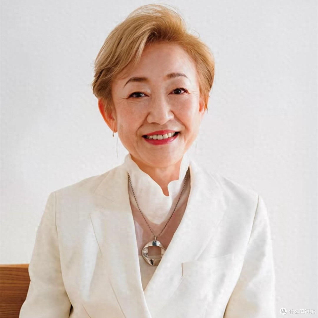 不建议中老年女性留的3种油腻发型,显老又土气,看看有你吗?