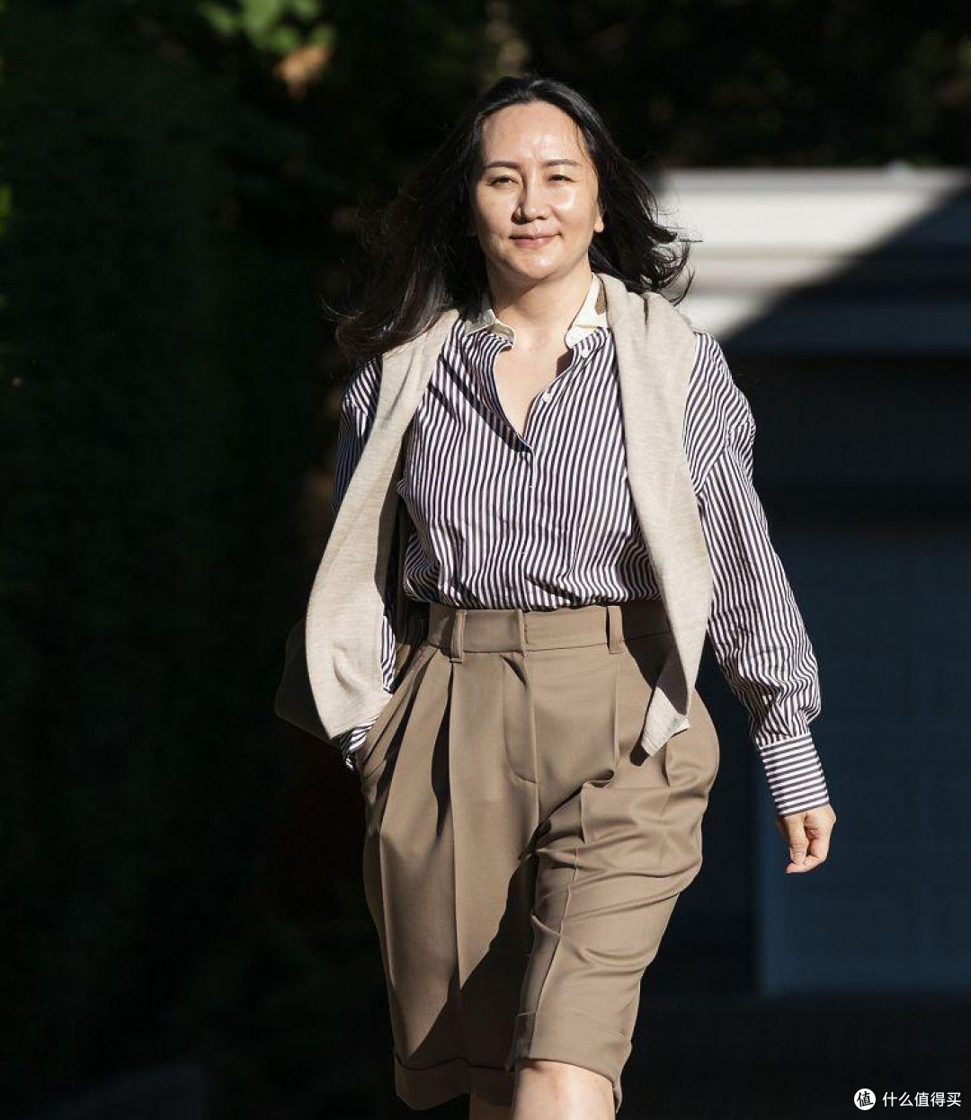 不建议中老年女性留的3种油腻发型,显老又土气,看看有你吗?