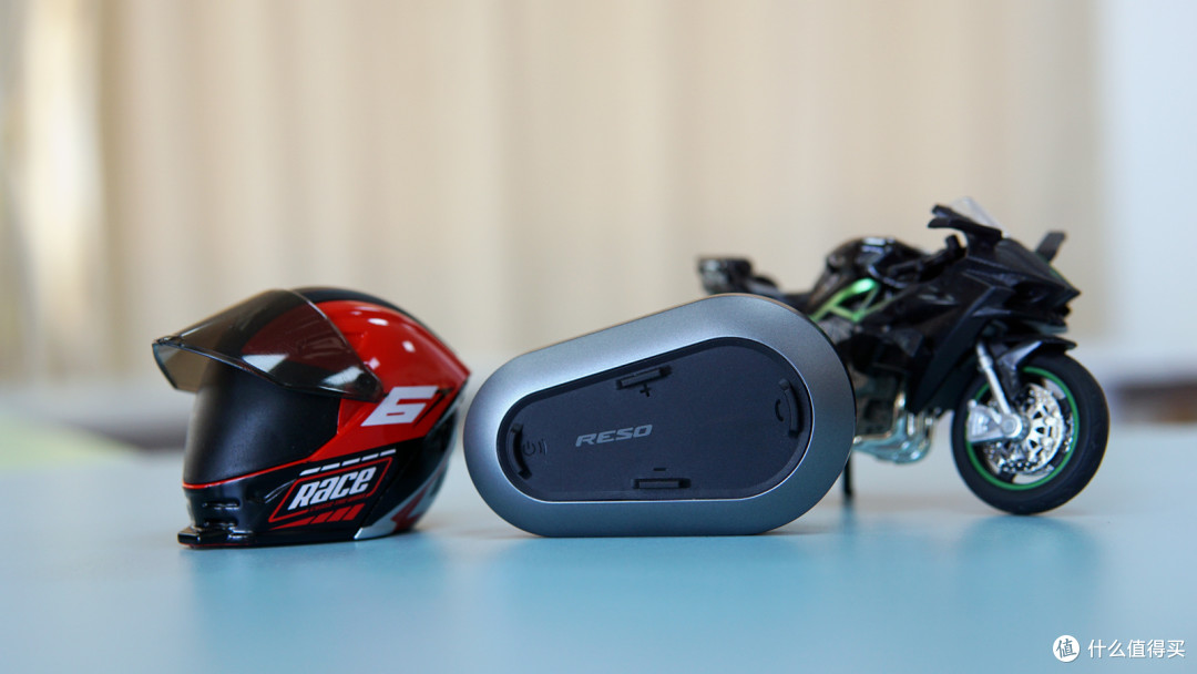 张雪500RR车主实测,Reso Pilot Lite耳机,对讲终于不掉链子了!
