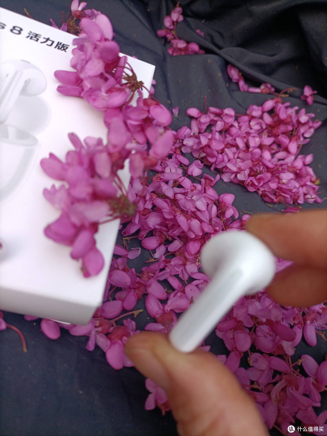 嗨翻啦!体验到了沉浸式听音乐,REDMI Buds 8活力版,真的值!