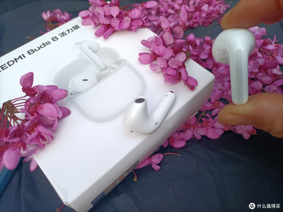 嗨翻啦!体验到了沉浸式听音乐,REDMI Buds 8活力版,真的值!