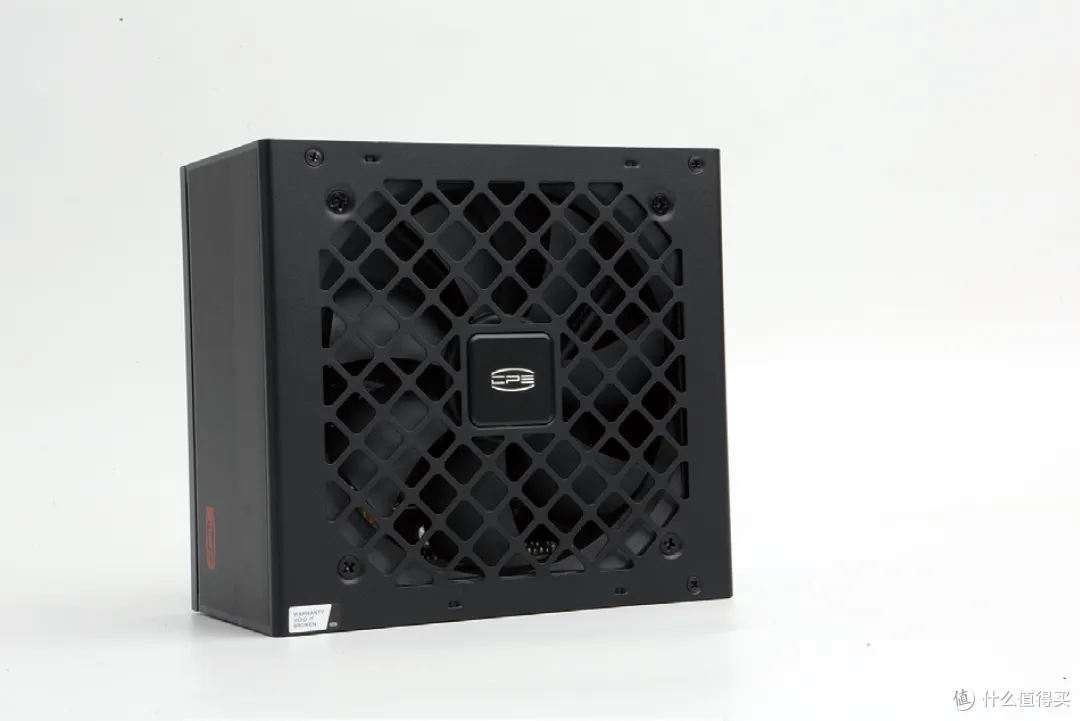高品质850W的ATX 3.1电源:用料舍得下本,每瓦的电容量达0.8μF!