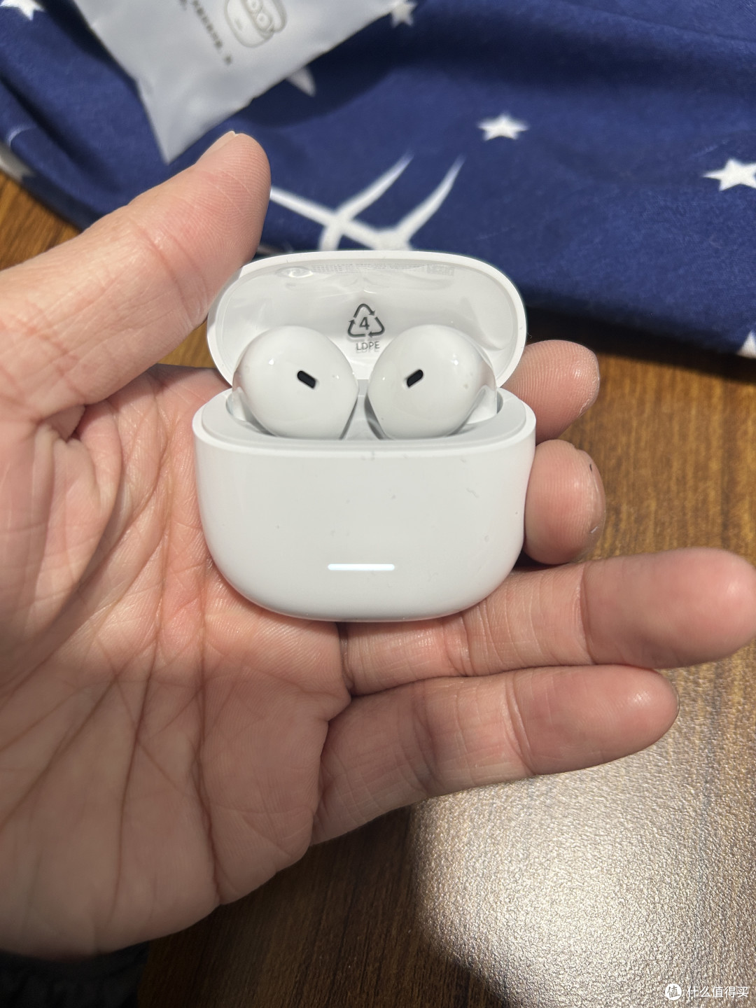 日常随身小伴侣,百元性价比REDMI Buds 8 活力版