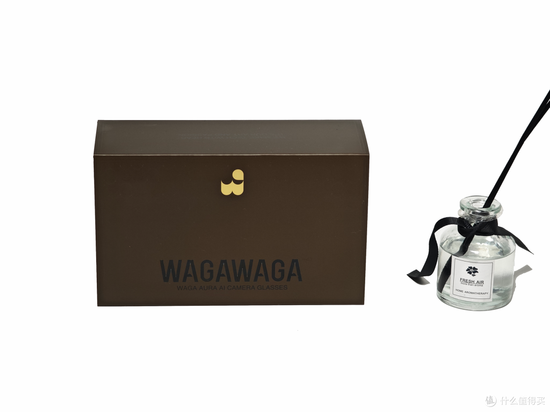 拍照、听歌、翻译、AI样样精通,千元WAGAWAGA AI眼镜初体验!