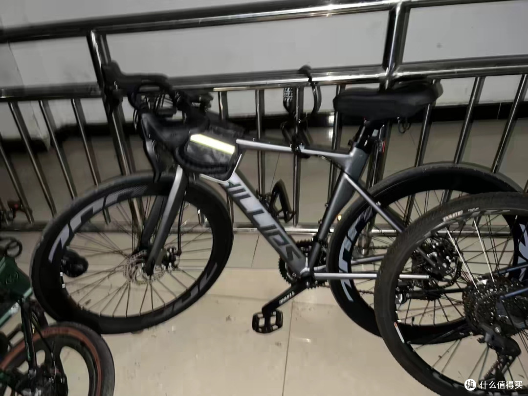 菲利普公路车：通勤首选