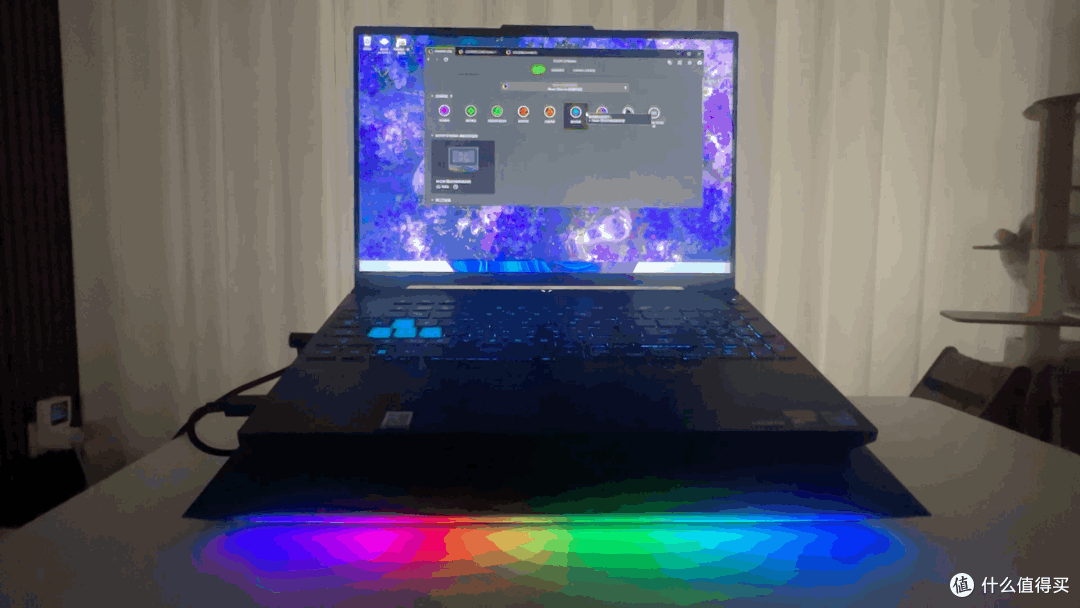 自适应智能控温,核心直降38°C——雷蛇(Razer)笔记本散热底座