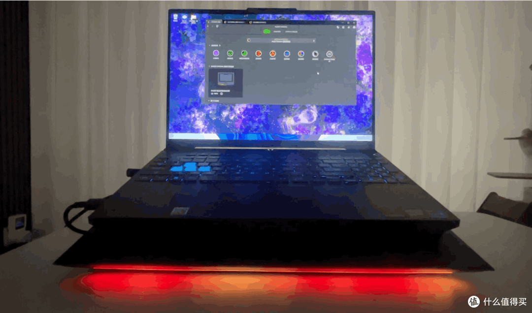 自适应智能控温,核心直降38°C——雷蛇(Razer)笔记本散热底座