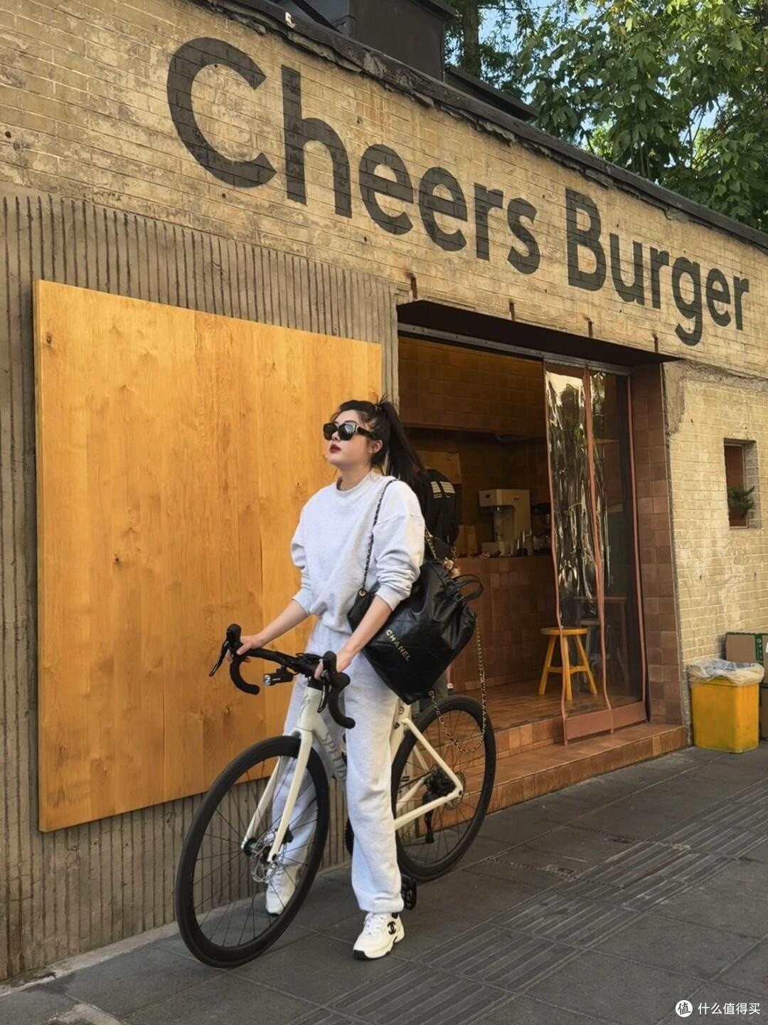 骑行风夹克：好看却无用的通勤外套