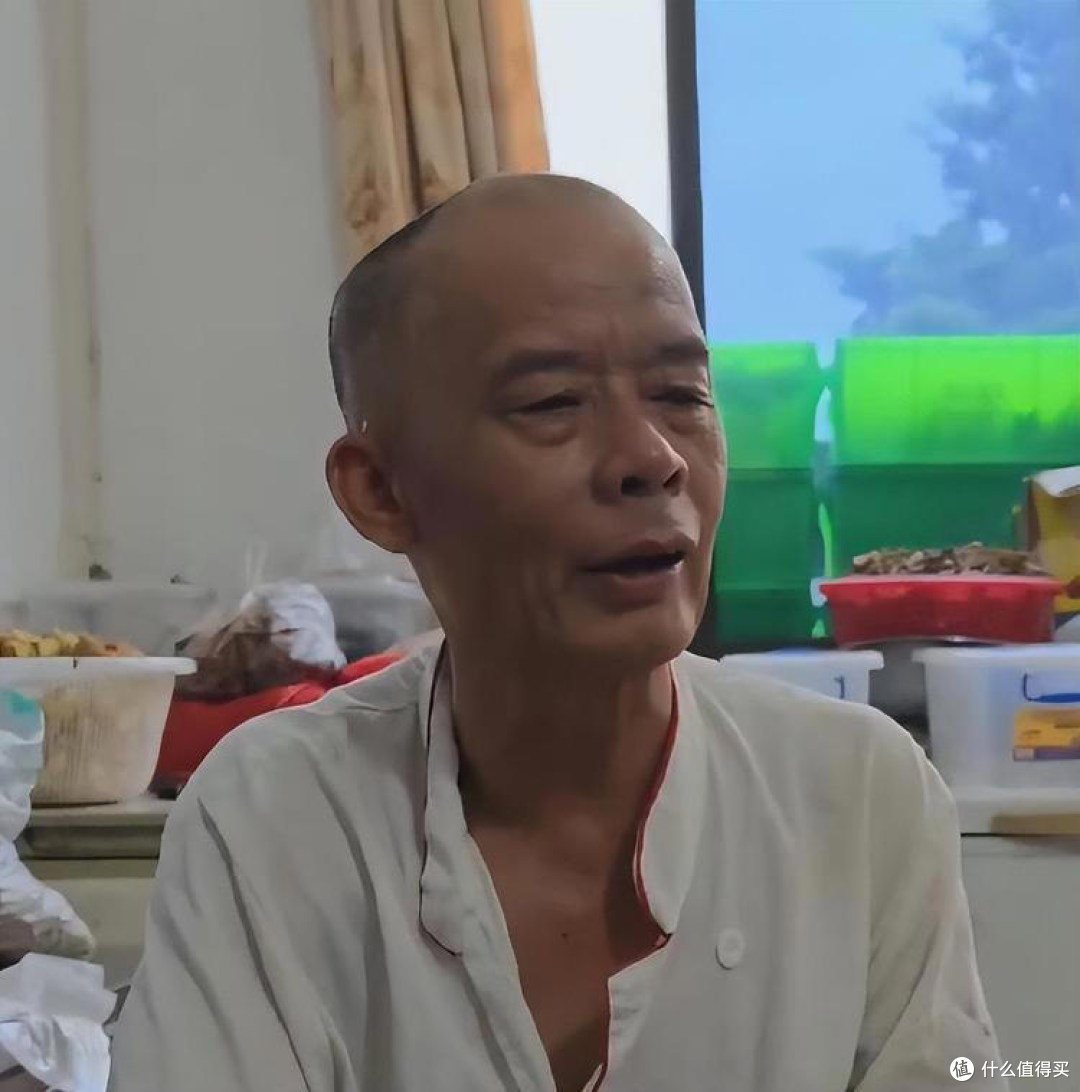 莫氏鸡煲老板发声：一天只睡3小时身体垮了，赚再多钱都是白搭 ！