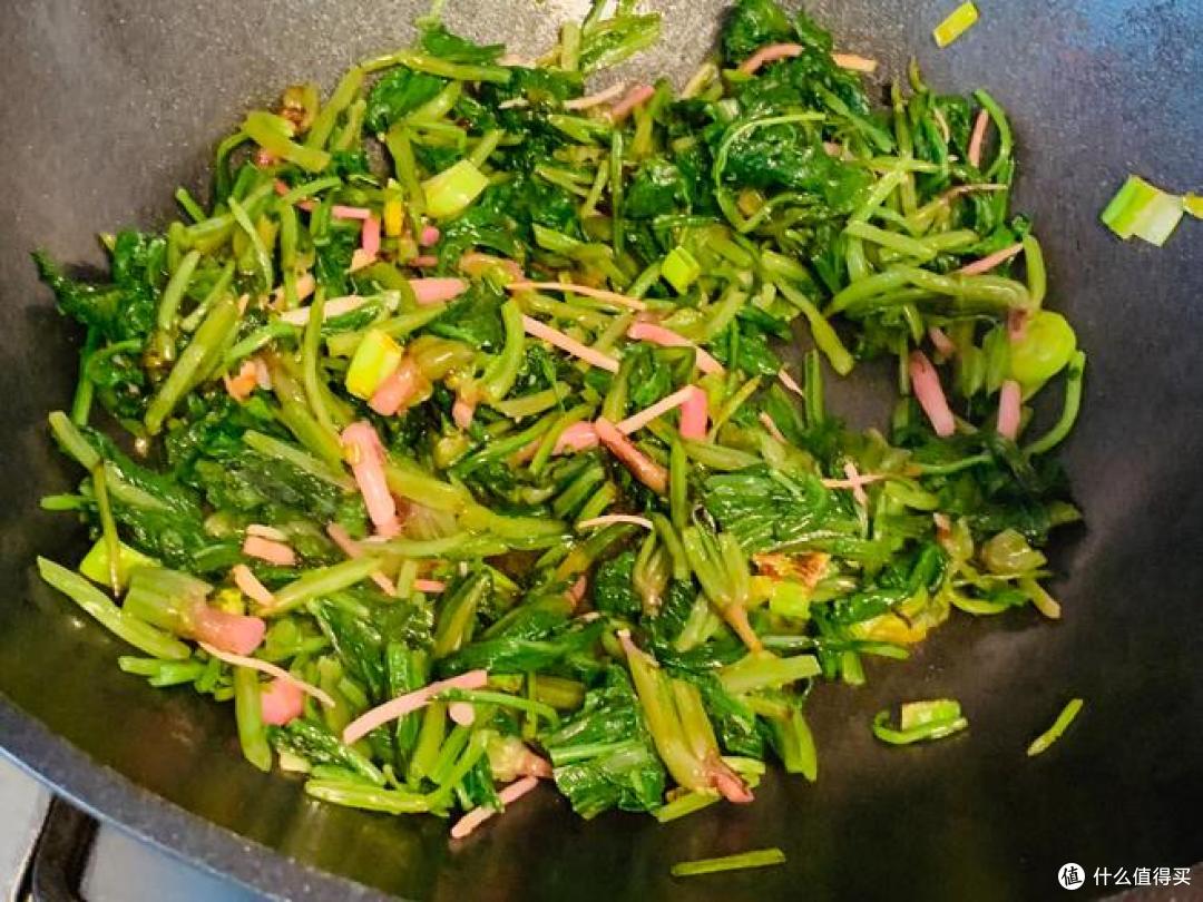 春天,建议多吃这菜,一疏肝理气,二高维C,三低热量,清爽鲜香